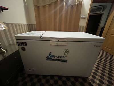Waves Deep freezer