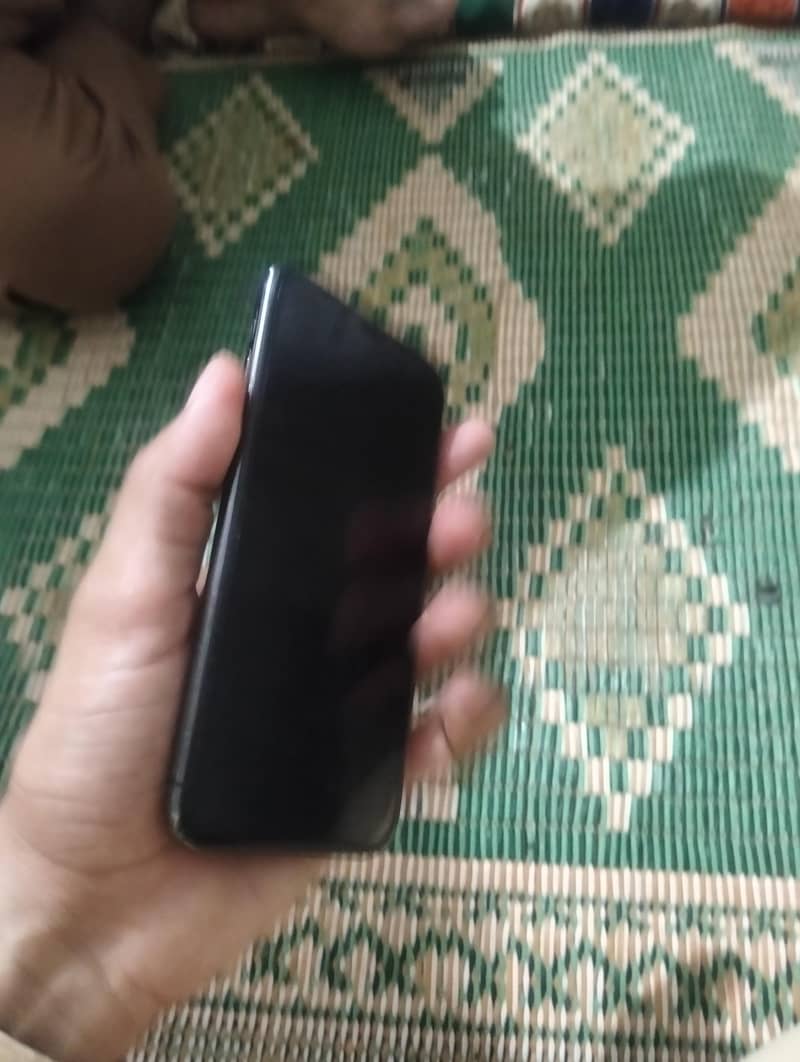 Apple iPhone X 0