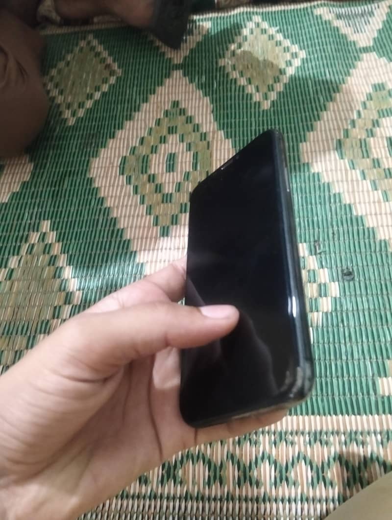 Apple iPhone X 2
