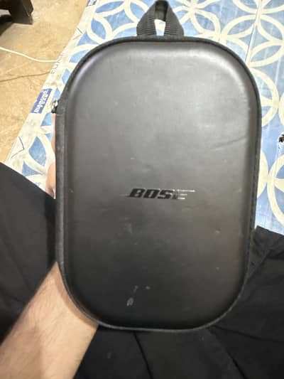 Original bose QC35 II ,  ,Headphones Silver colour ,Bose app verified