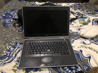Dell laptop 8gb ram 500 hard disk and 125 ssd
