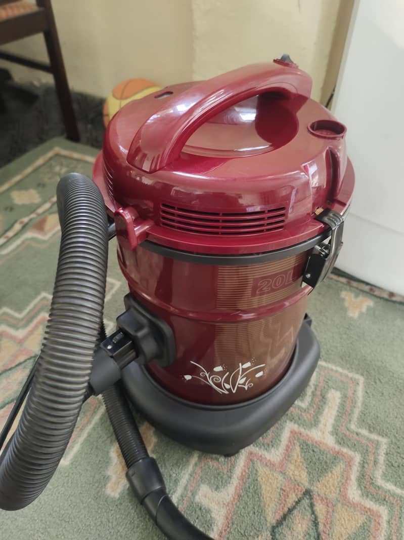 Vacuum Cleaner 1