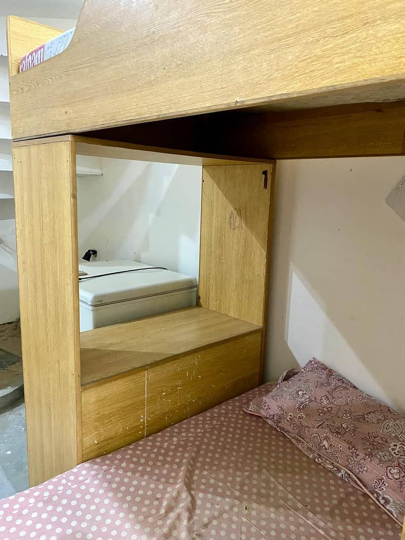 Bunker Bed 1