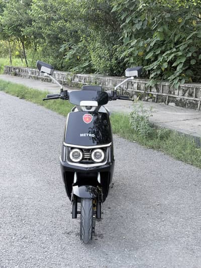 Metro m6 empower