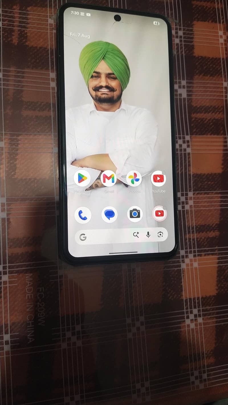 Google Pixel 8 10/10 condition 8