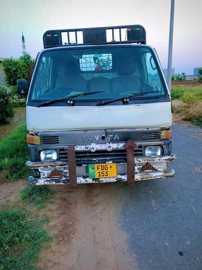 Toyota Dana loader