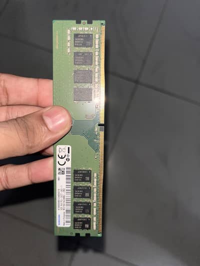 8gb 2400 mhz single ram stick slightly used
