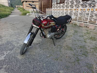 2021 model 125 in excellent condition for urgent sale