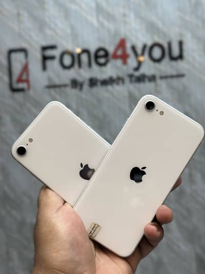iphone SE 2020 64GB Pta Approved Mint Condition