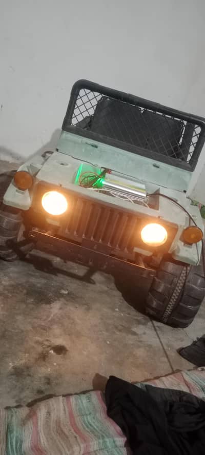 Kids Electric Jeep 12V – Used – Lights Working – Good Condition
