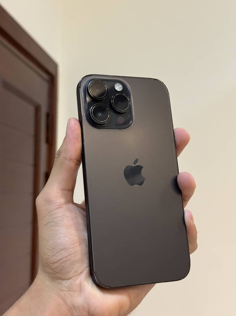Apple iPhone 14 Pro Max 3