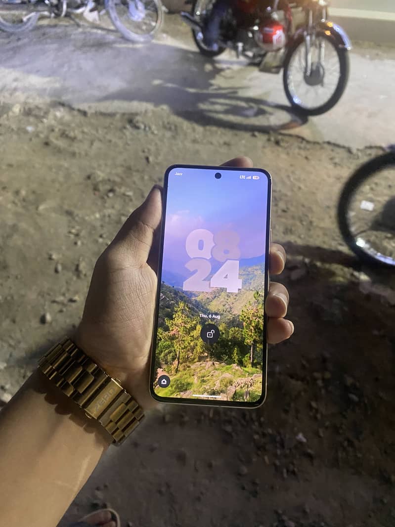 Google Pixel 8 2