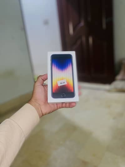Apple iPhone SE3