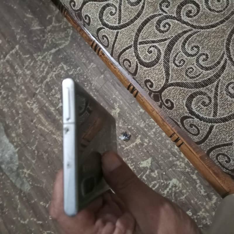 Samsung Mobile Note 10 Plus 2