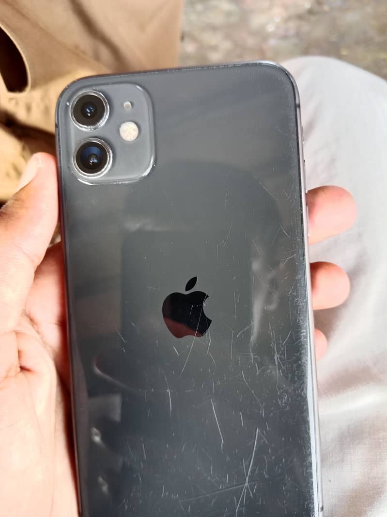 Apple iPhone 11 0