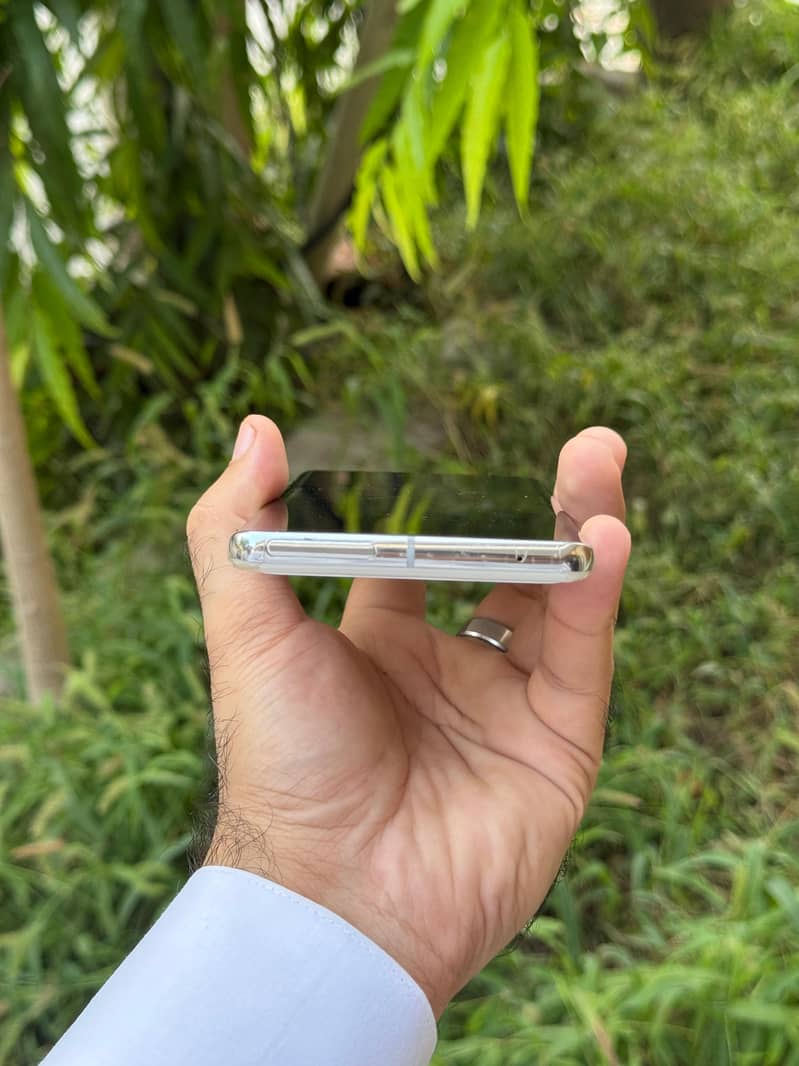 Google Pixel 7 Pro 4