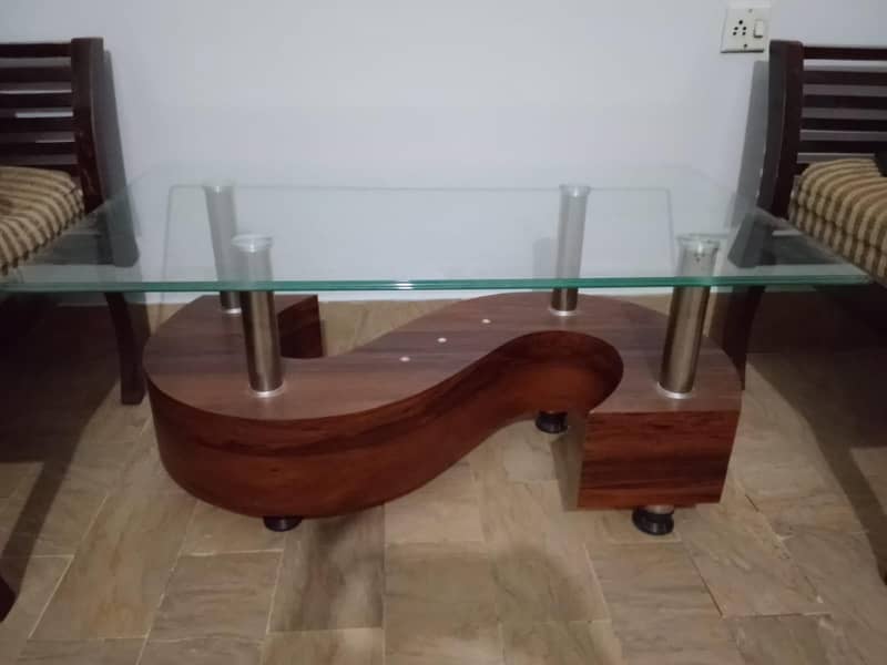 Room Table 1