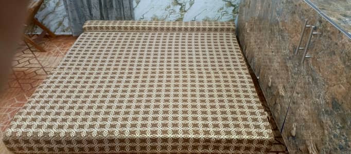 sofa combed