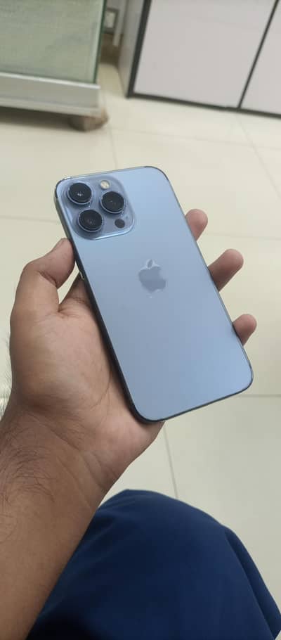 Apple iPhone 13 Pro