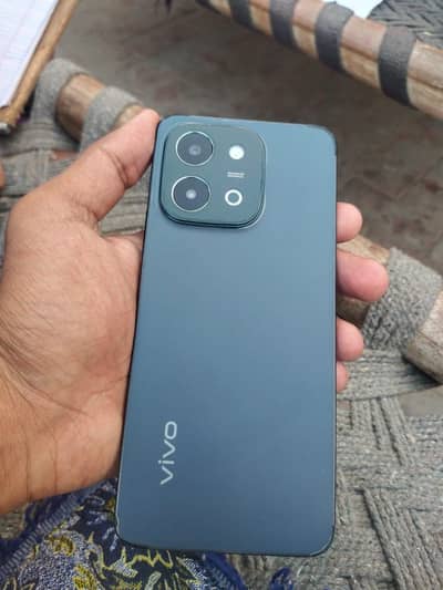 vivo y28