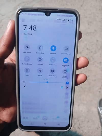 Vivo V20 SE 8/128 With Box and cable