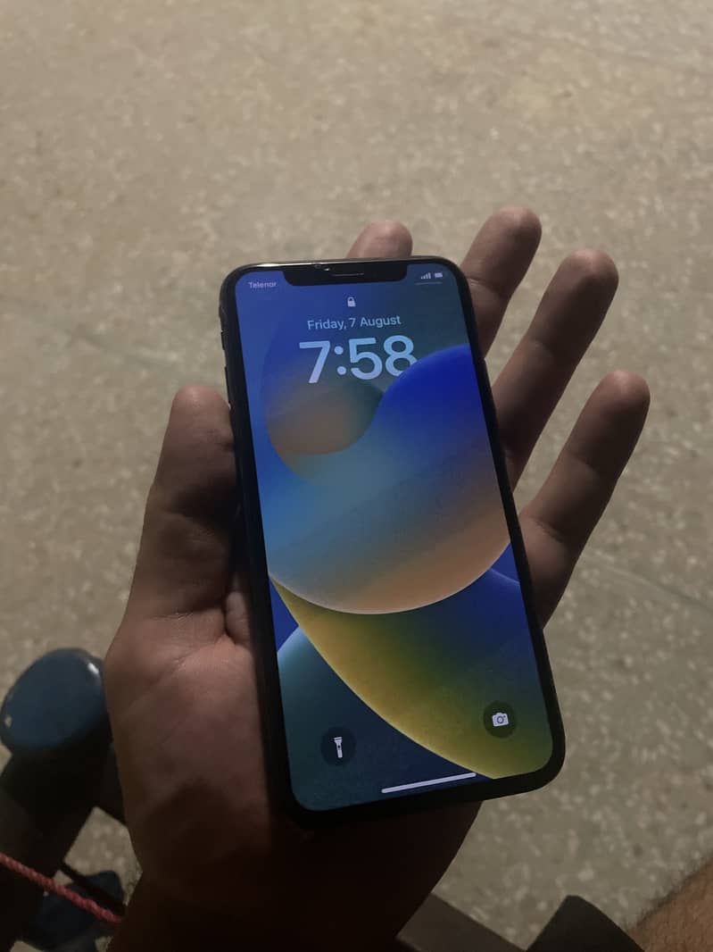 Apple iPhone X 1
