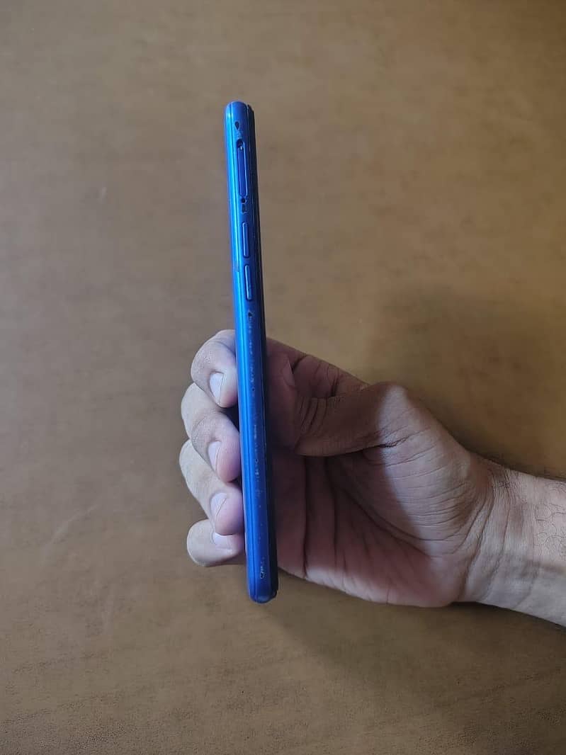 Realme C2 3