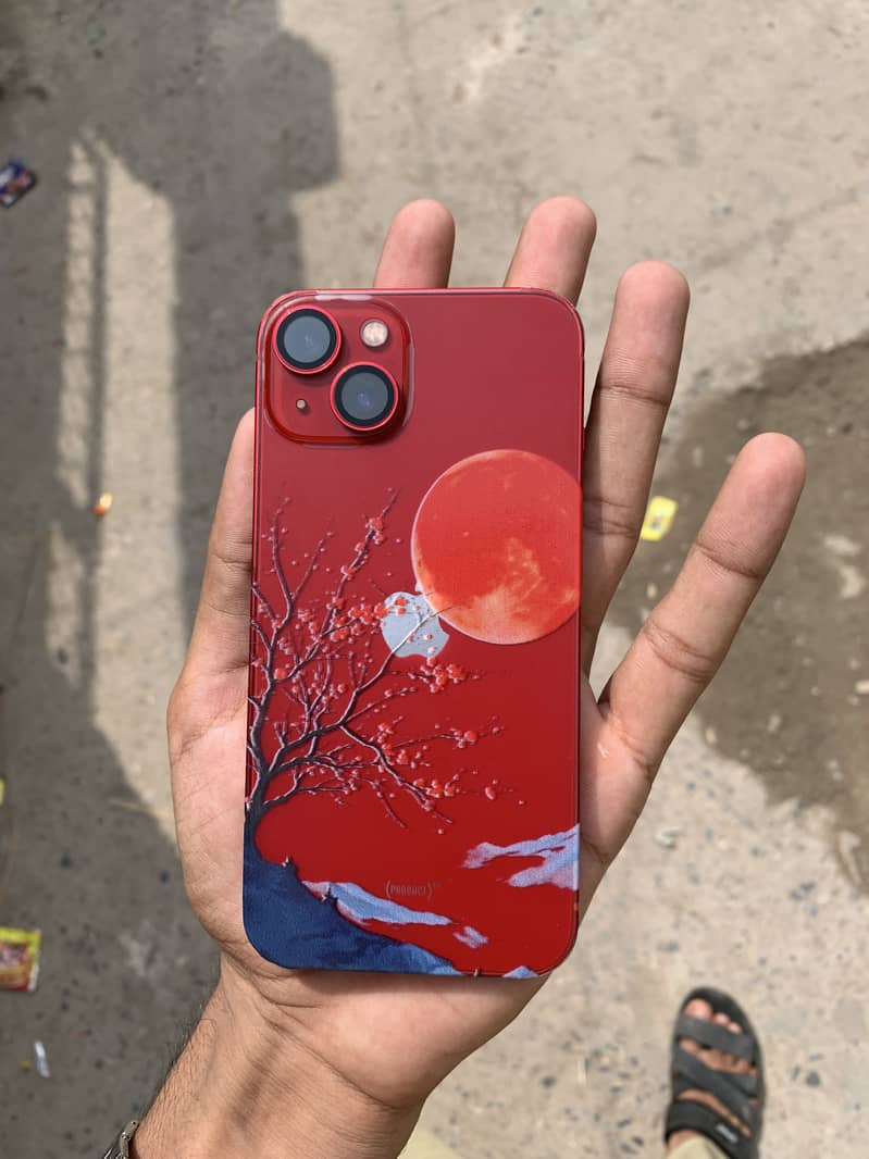 Apple iPhone 13 2