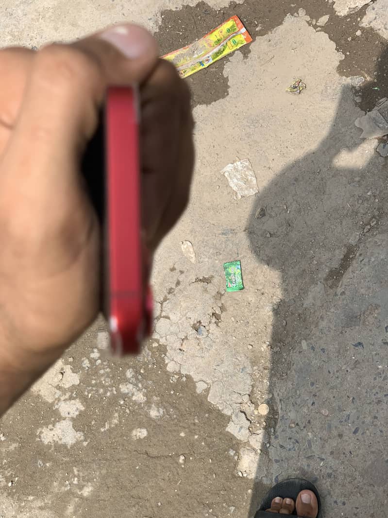 Apple iPhone 13 7