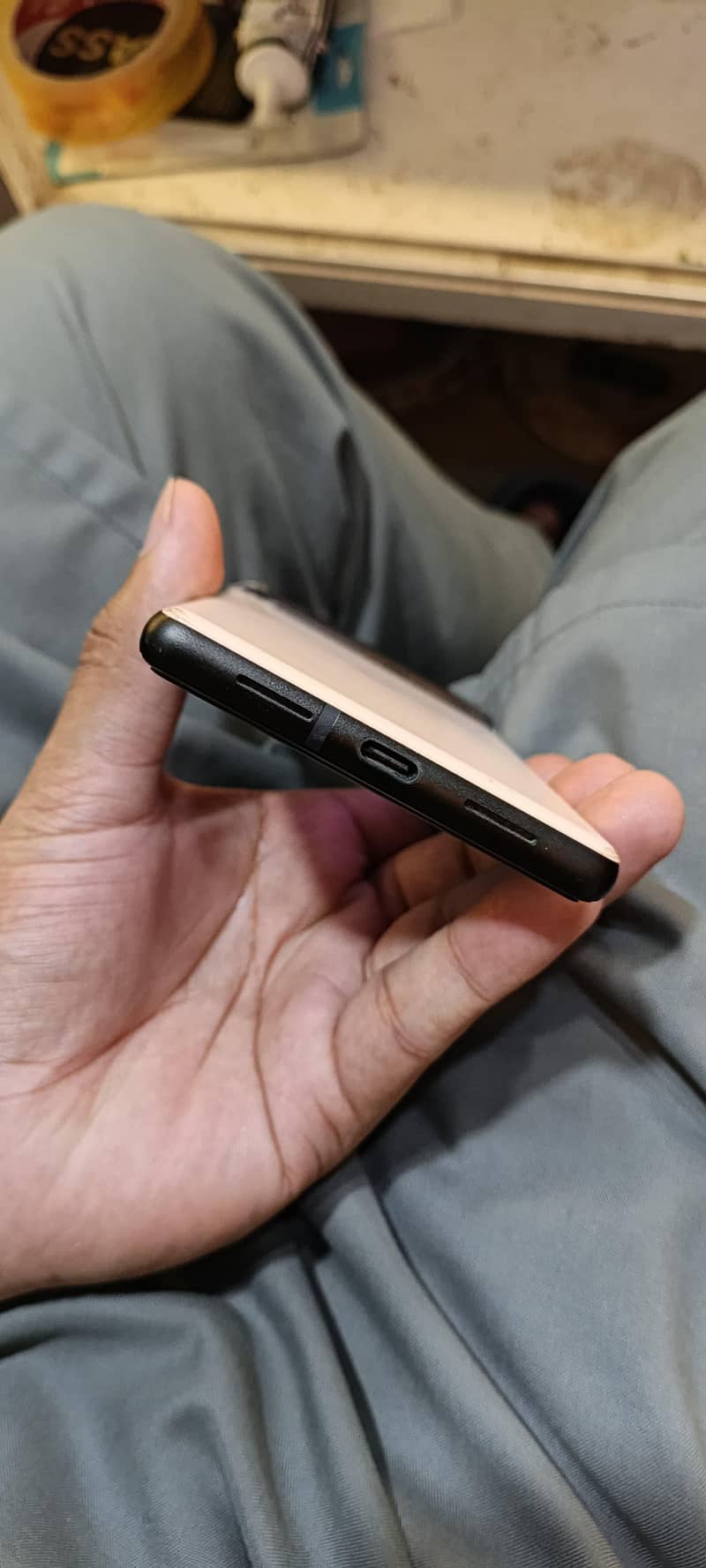 Google Pixel 6 4