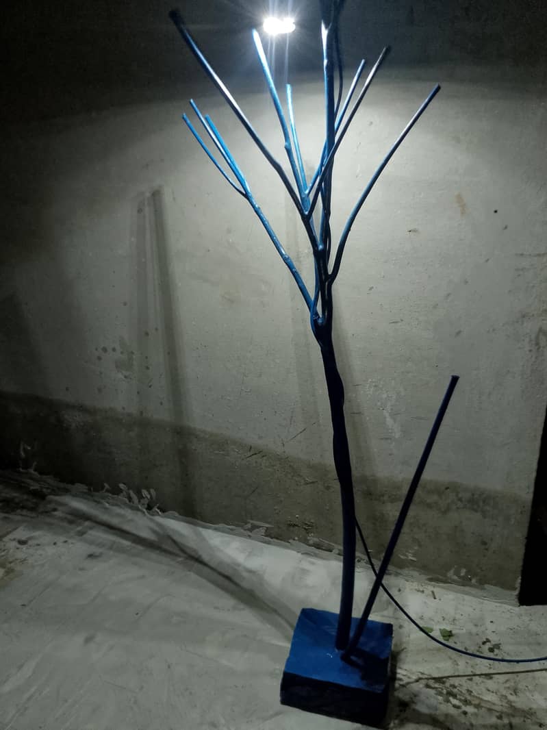 Tree Lamp 3