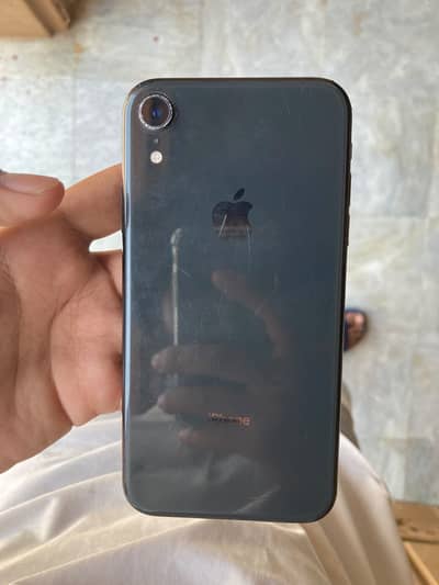 Apple iPhone XR