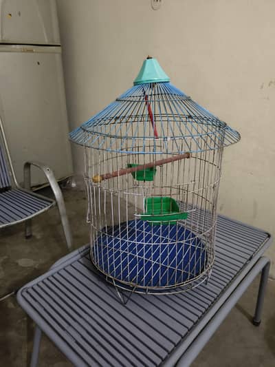 10/10 Good condition metal cage