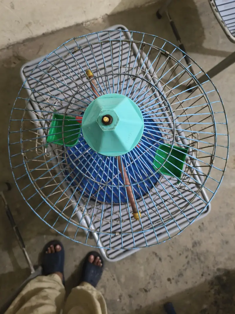 10/10 Good condition metal cage — photo 2