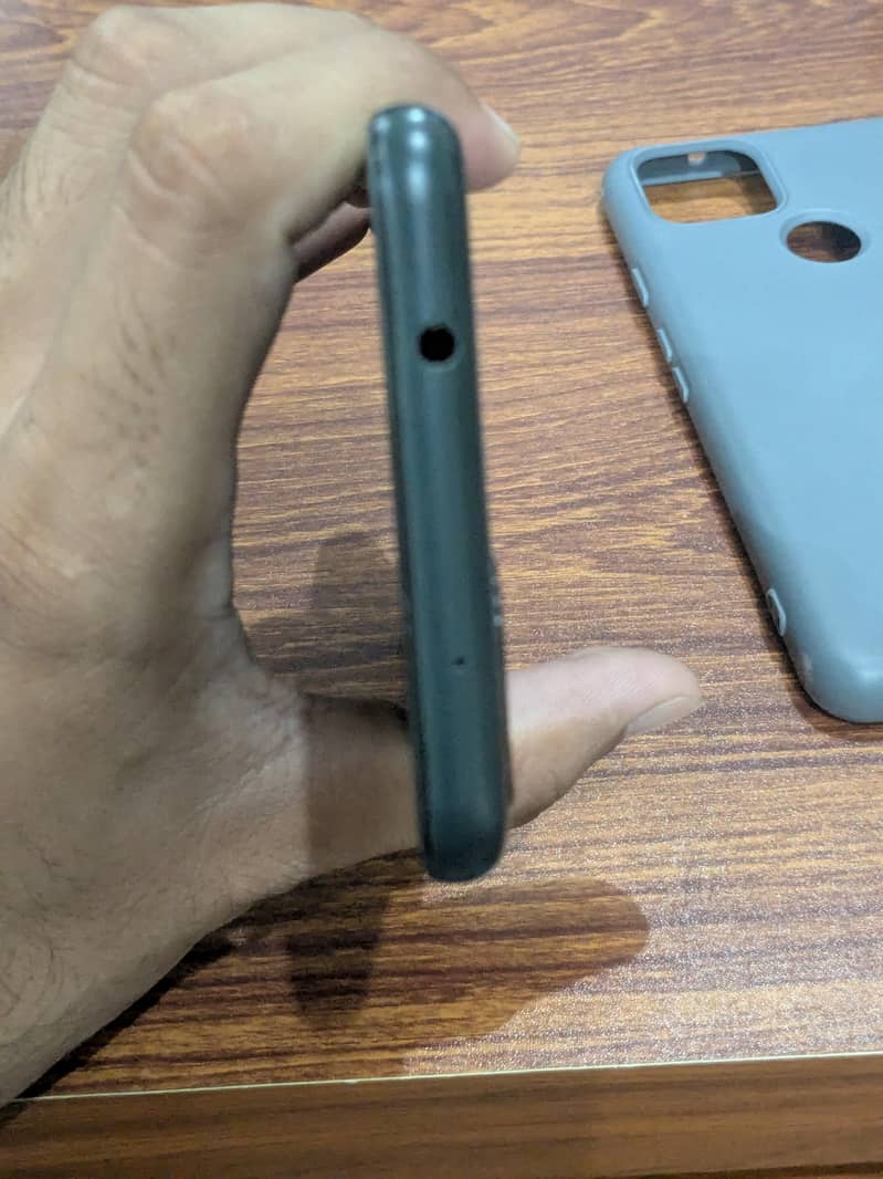 Google Pixel 5a 3