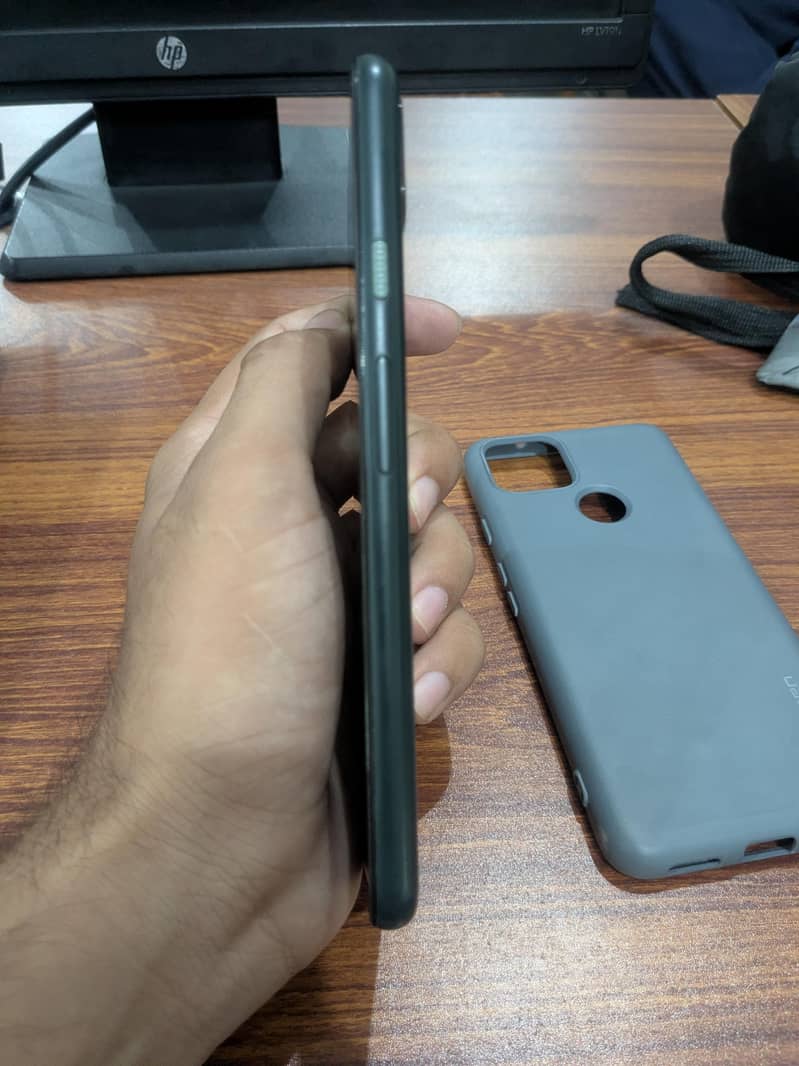 Google Pixel 5a 4