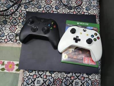 XBOX ONE X 1 TB GAMES INSTALLED SEALED CONSOLE 10/10 2 CONTROLLER
