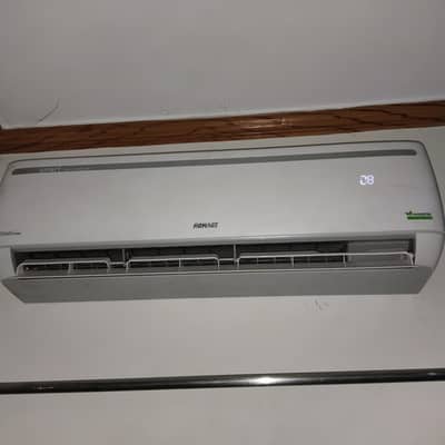 never repaired, good condition . zyada istmal mei nahi hy