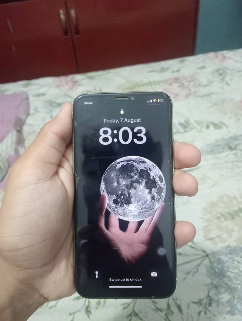 Apple iPhone X 1