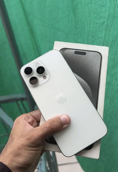 iPhone 15 Pro Max