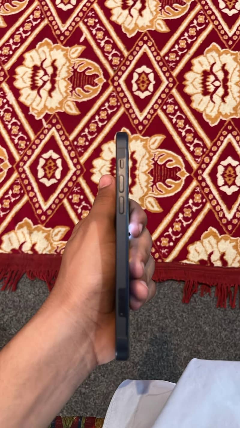 Apple iPhone 12 2