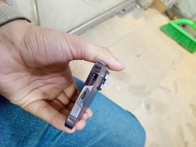 iPhone 14 Pro FU