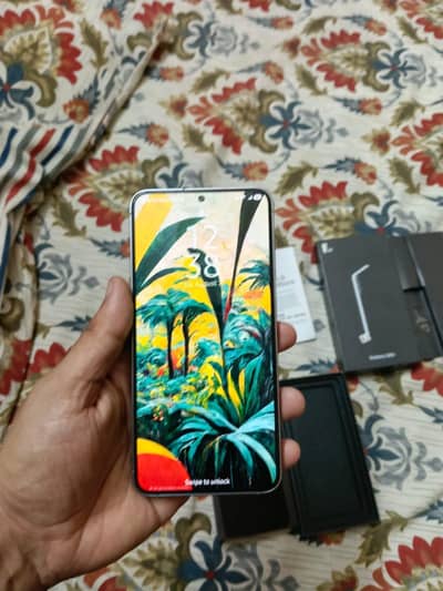 Samsung Mobile S25 Plus 12/256 With box Sim Used is Pakistan