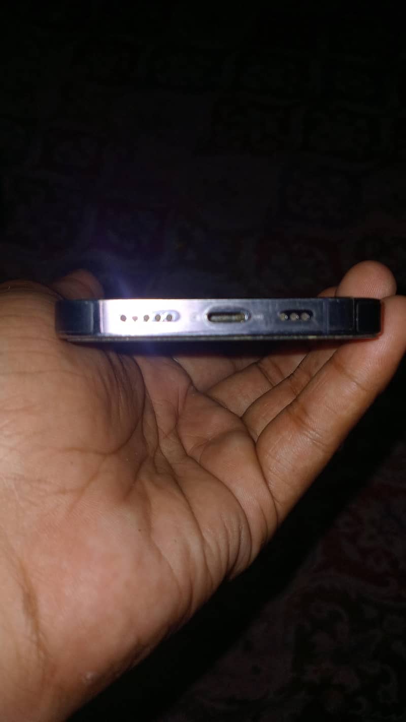 Apple iPhone 14 Pro 3
