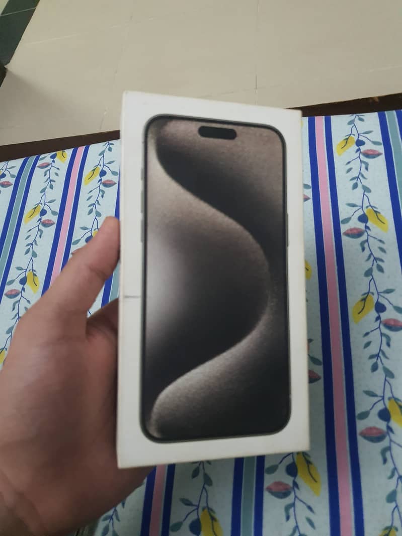 Apple iPhone 15 Pro Max 1