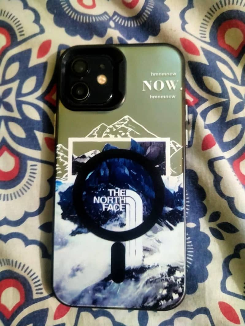 Apple iPhone 12 3