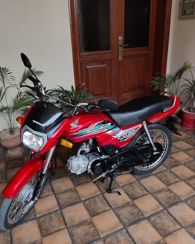 Honda CD 70 Dream for sale