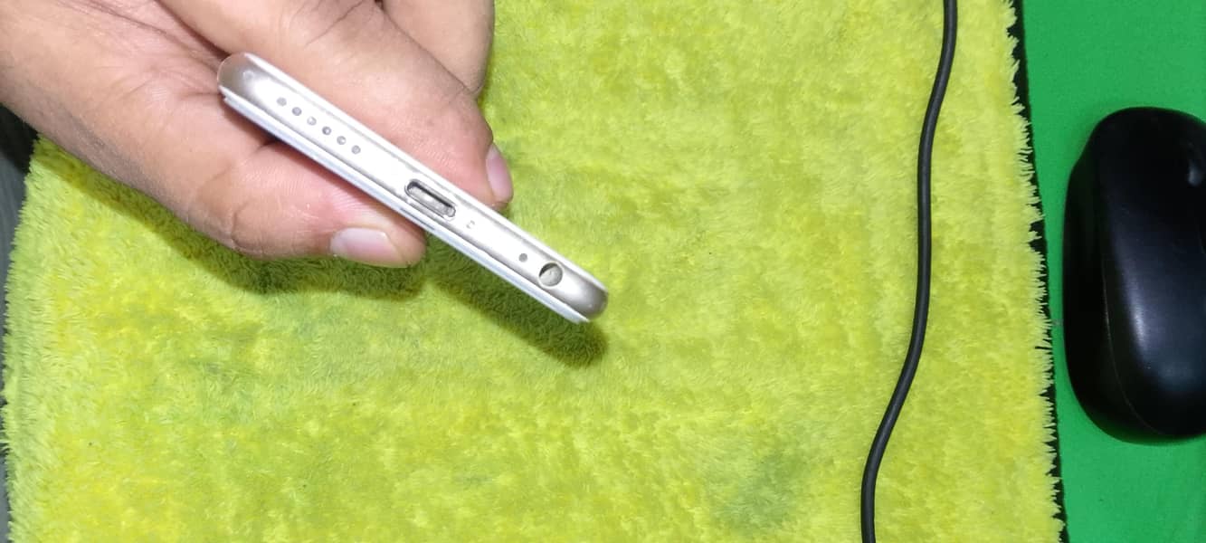 Apple iPhone 6 4