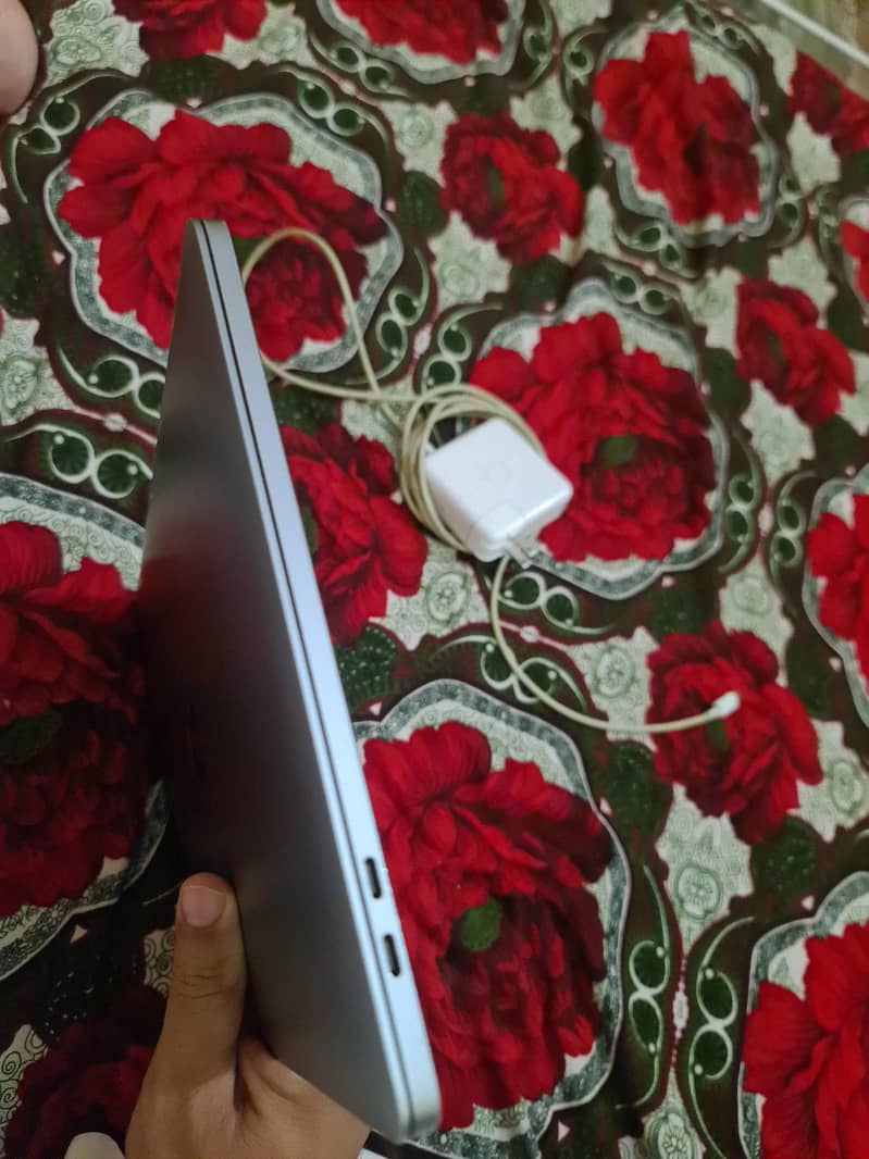 MacBook Pro M1 8