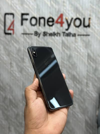 iphone Xsmax 64GB Pta Approved Mint Condition